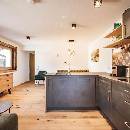 Wood By Trendlbrugger * Going am Wilden Kaiser