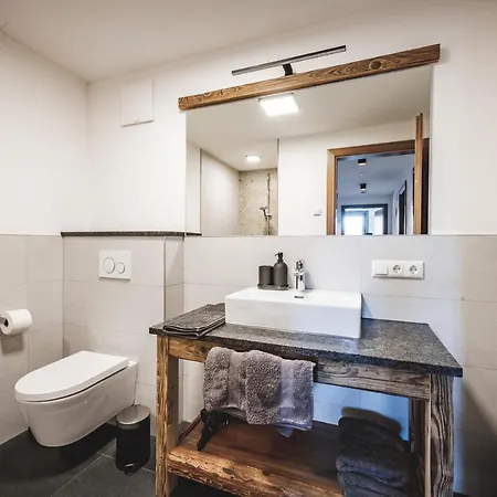 Wood By Trendlbrugger Apartmán