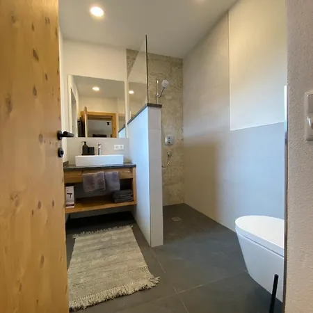 Wood By Trendlbrugger * Going am Wilden Kaiser