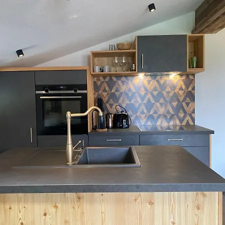 Wood By Trendlbrugger Appartement *