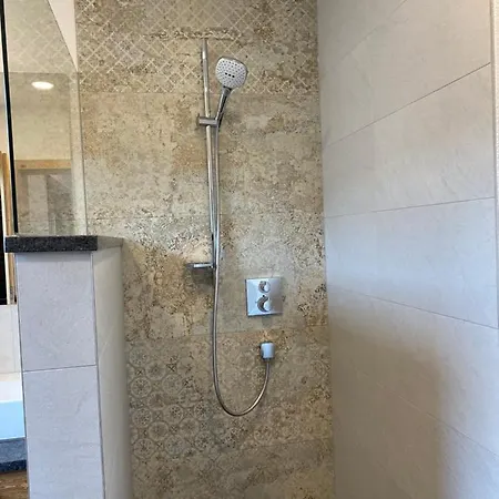 Wood By Trendlbrugger * Going am Wilden Kaiser